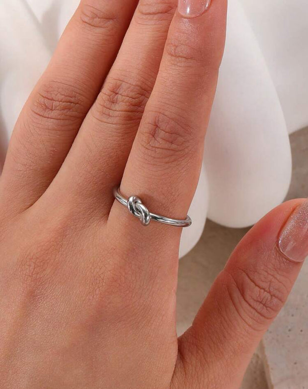 Anel Nó Prateado