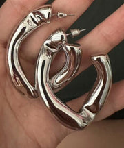 Brinco Noir Prateado