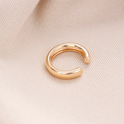 Piercing Liso Dourado